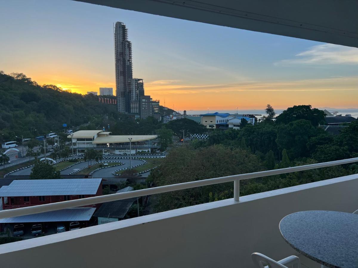 The Monaco Residence Pattaya Ngoại thất bức ảnh