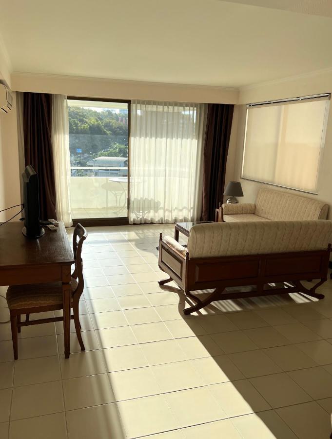 The Monaco Residence Pattaya Ngoại thất bức ảnh