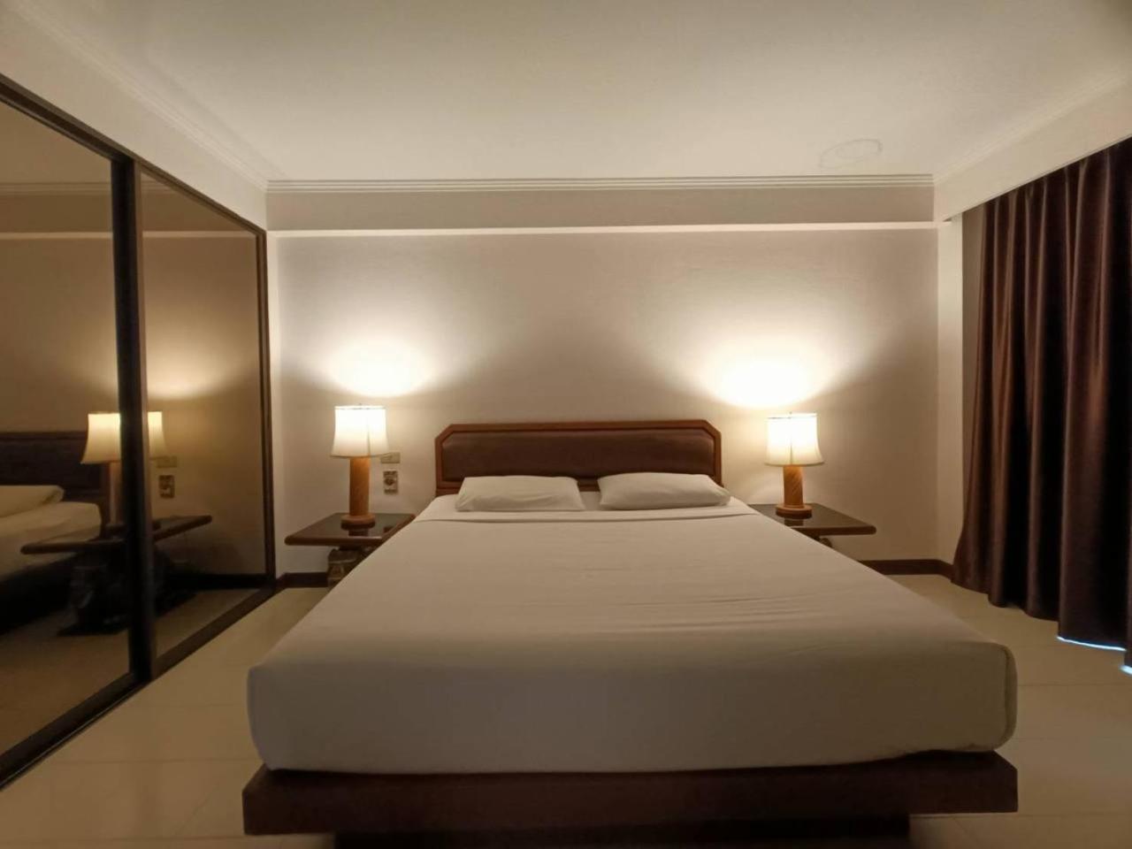The Monaco Residence Pattaya Ngoại thất bức ảnh