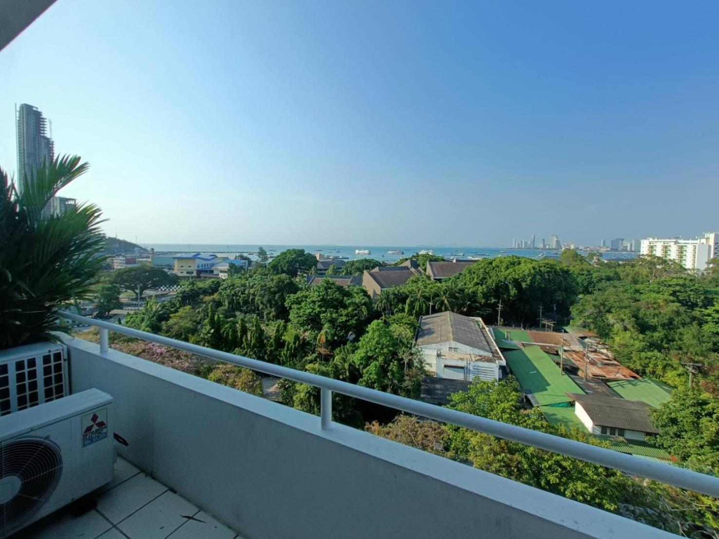 The Monaco Residence Pattaya Ngoại thất bức ảnh