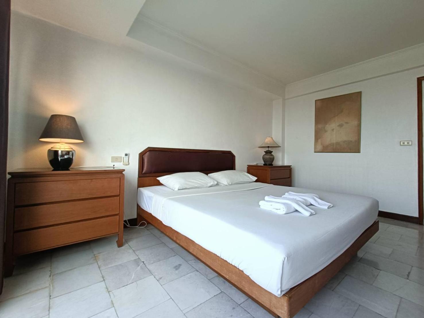 The Monaco Residence Pattaya Ngoại thất bức ảnh