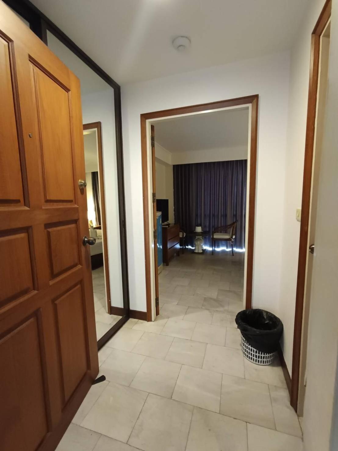 The Monaco Residence Pattaya Ngoại thất bức ảnh
